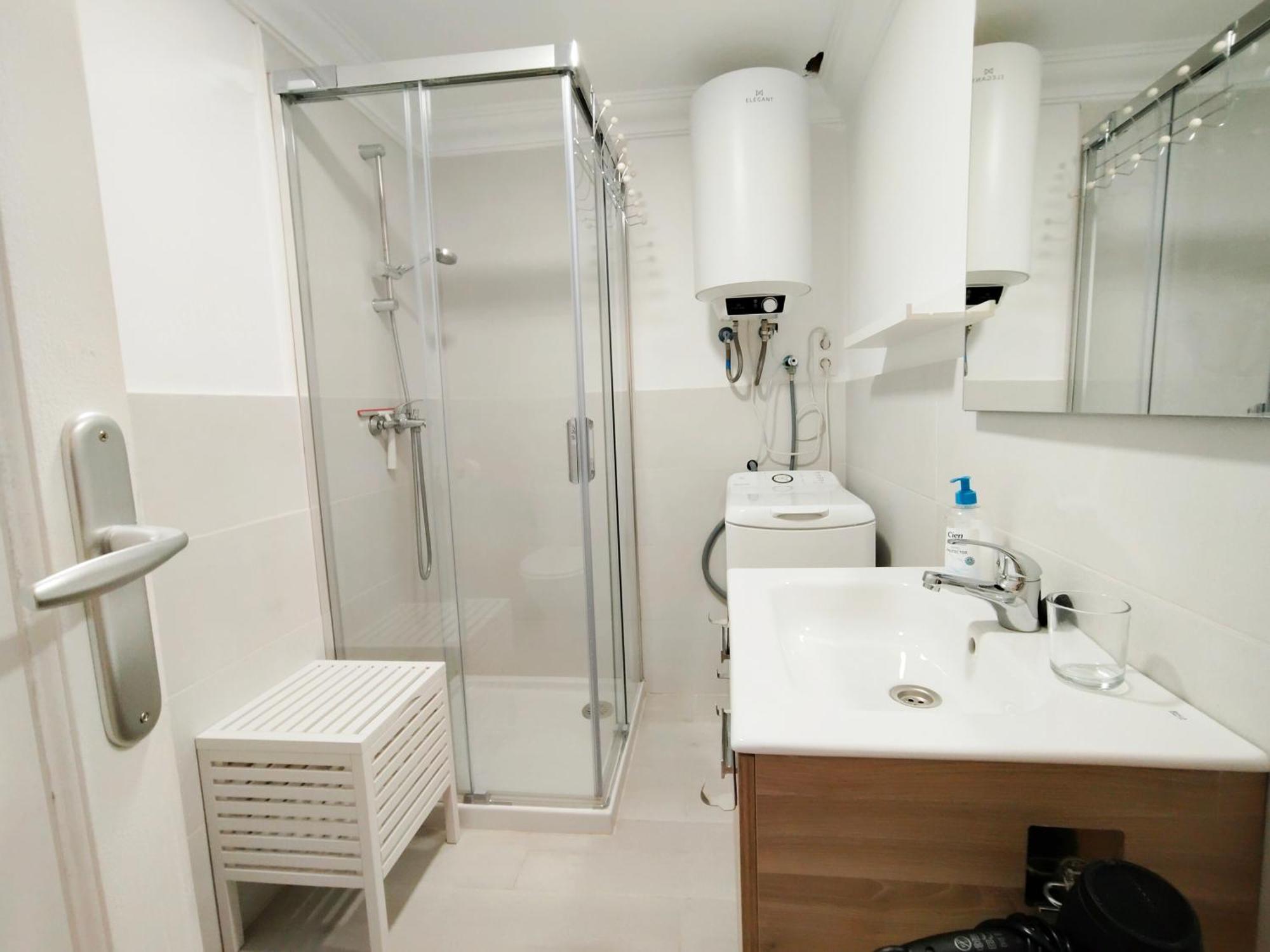 Louise 1 Minuto A Pie Del Mar Apartman Tías Kültér fotó