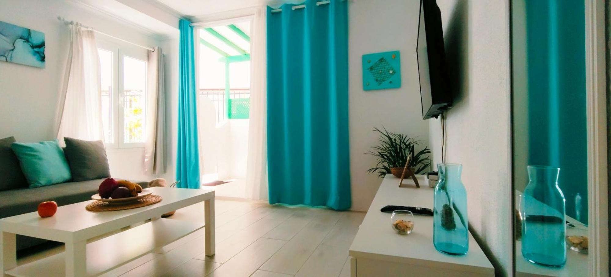 Louise 1 Minuto A Pie Del Mar Apartman Tías Kültér fotó
