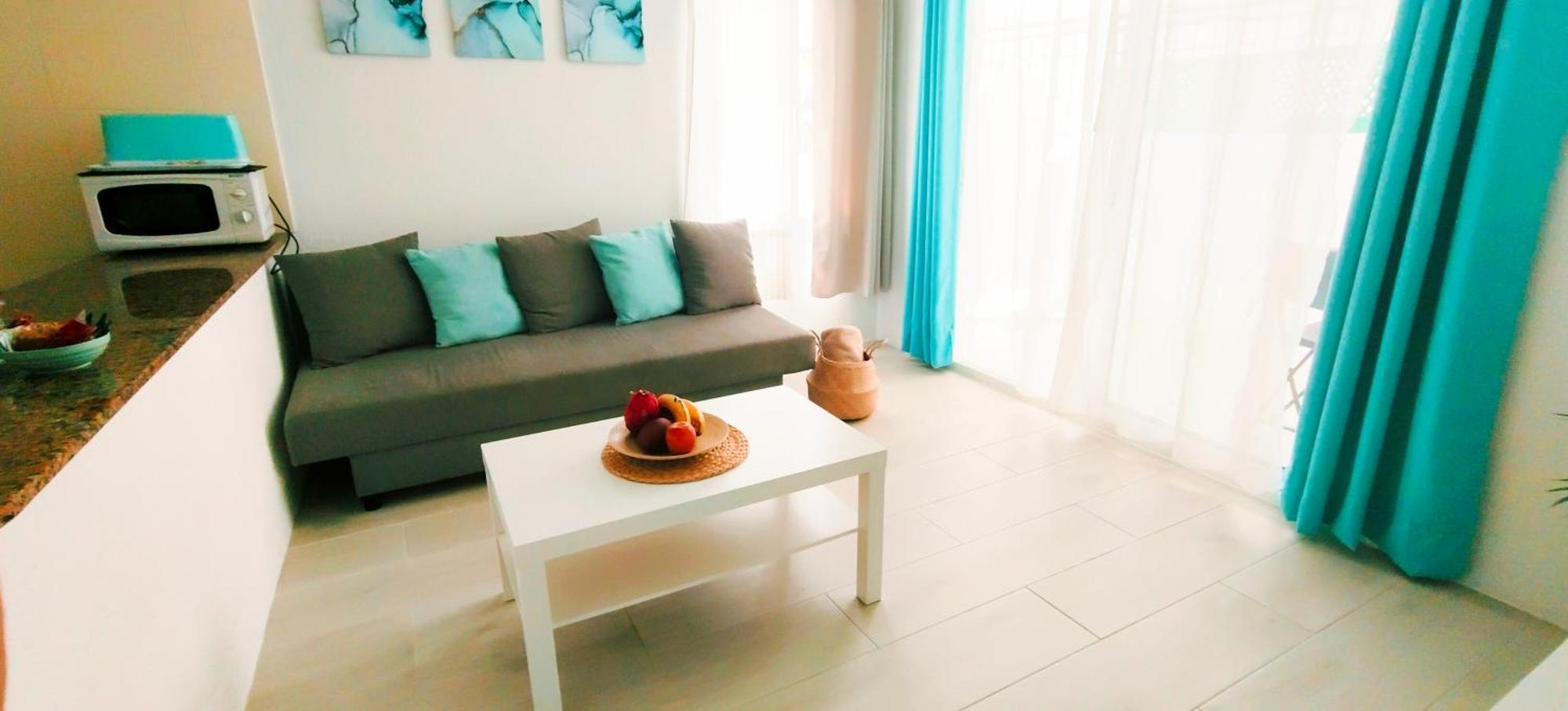 Louise 1 Minuto A Pie Del Mar Apartman Tías Kültér fotó