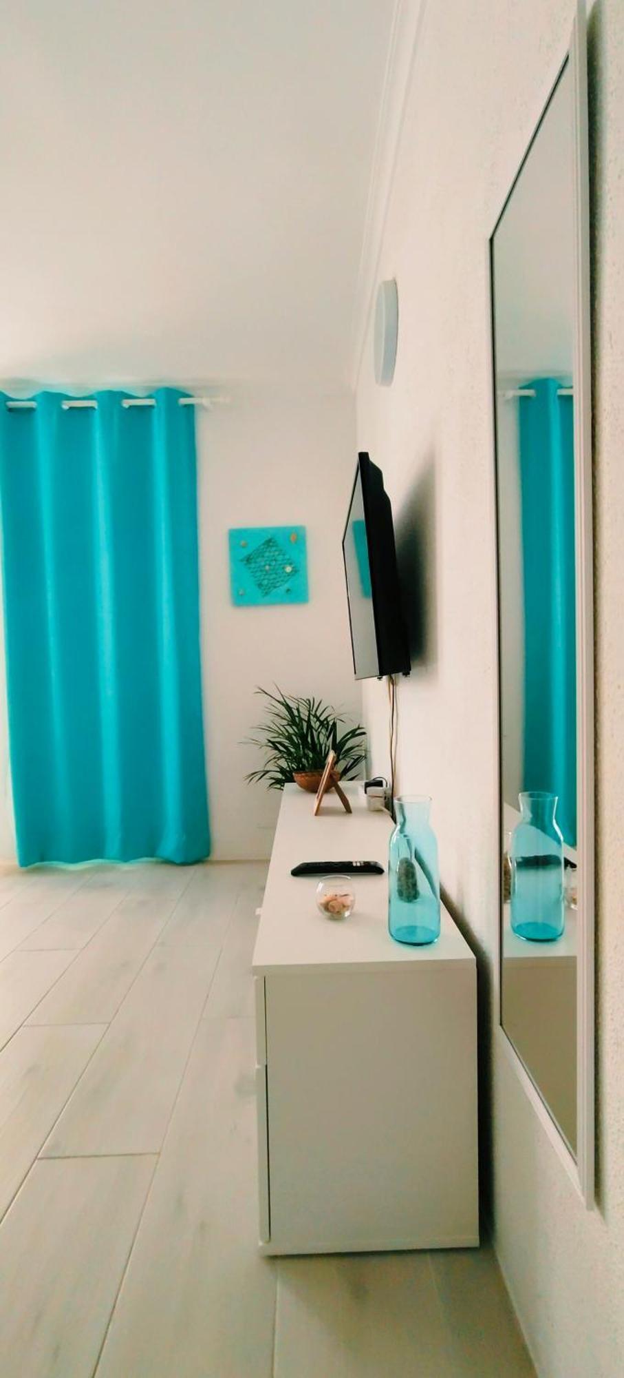 Louise 1 Minuto A Pie Del Mar Apartman Tías Kültér fotó