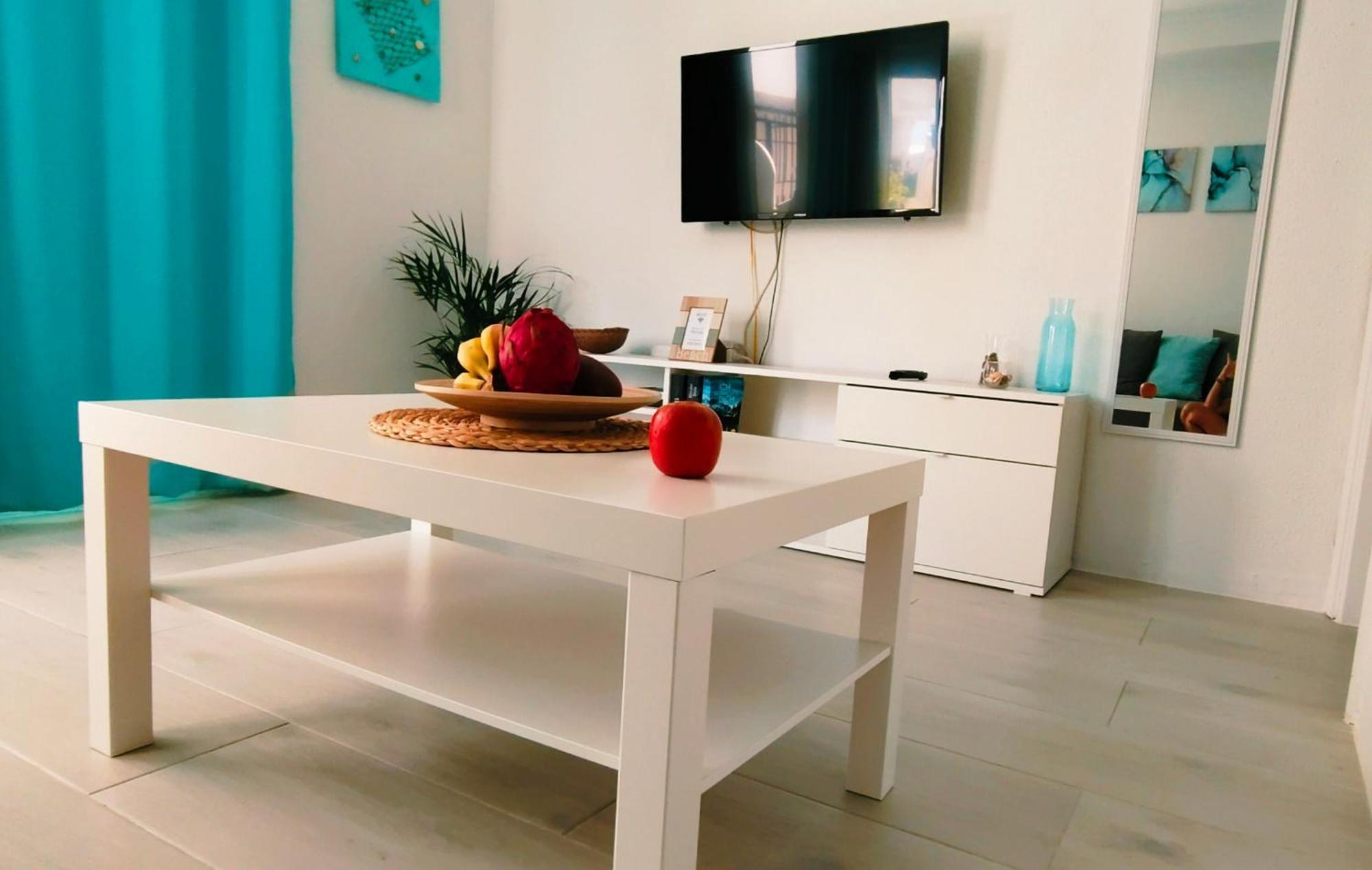 Louise 1 Minuto A Pie Del Mar Apartman Tías Kültér fotó